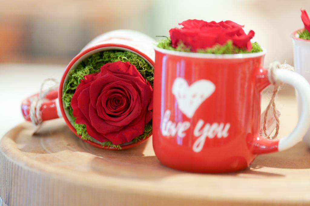 Mug with rose-Stabilizzato